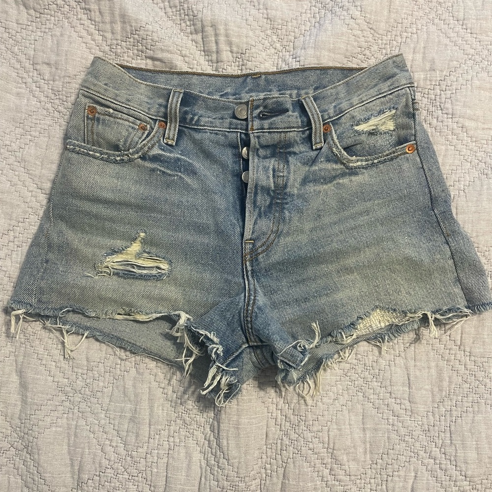 Levi’s shorts